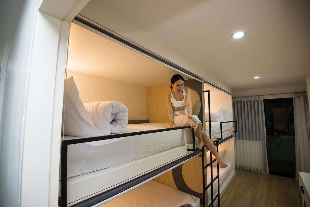 Monkeynap Hostel Бангкок Екстер'єр фото