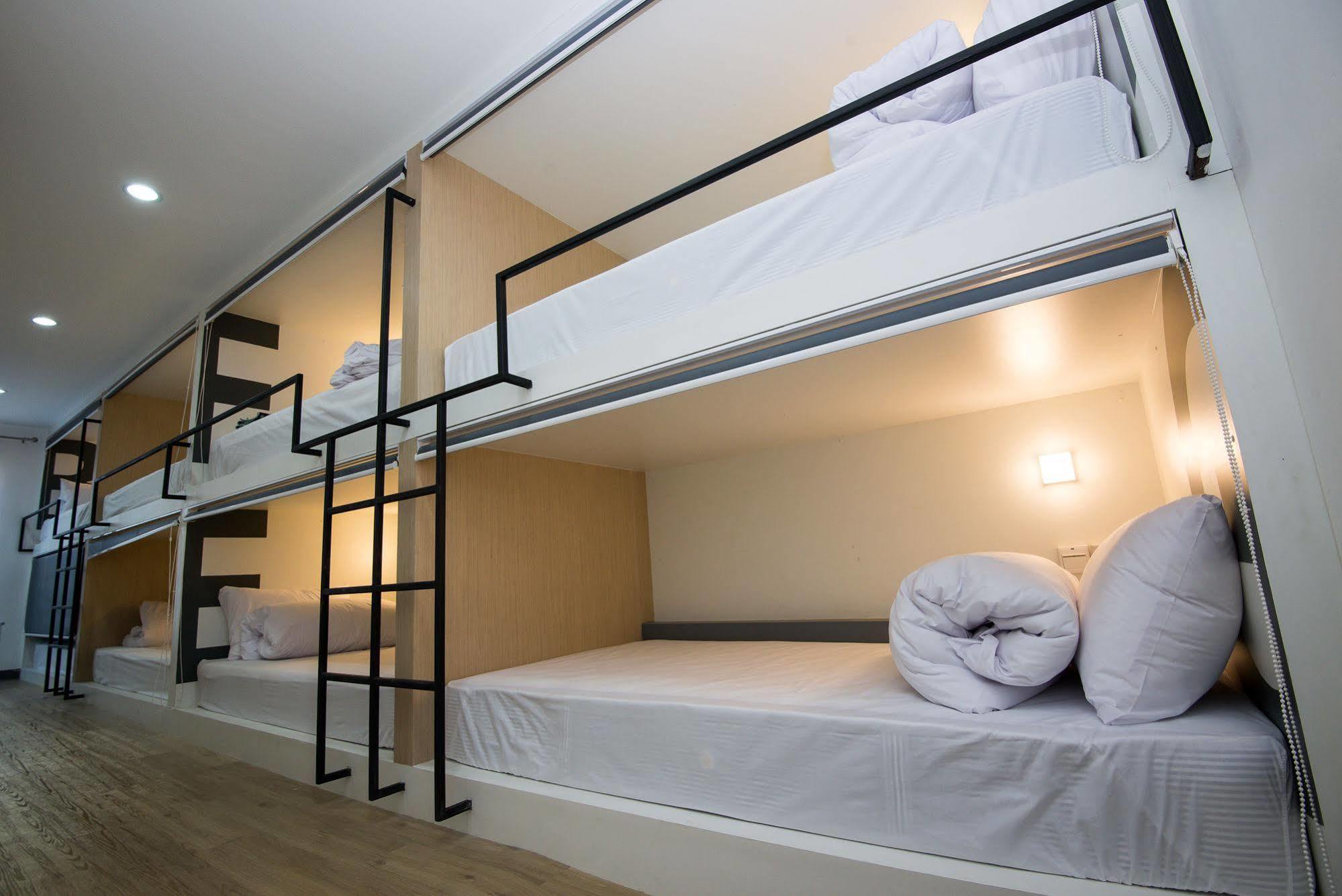 Monkeynap Hostel Бангкок Екстер'єр фото