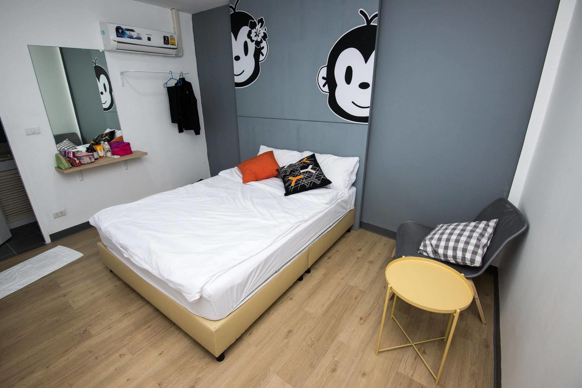 Monkeynap Hostel Бангкок Екстер'єр фото